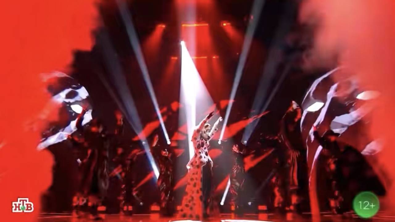 Леди Гага опубликовала видео из российского шоу «Маска»