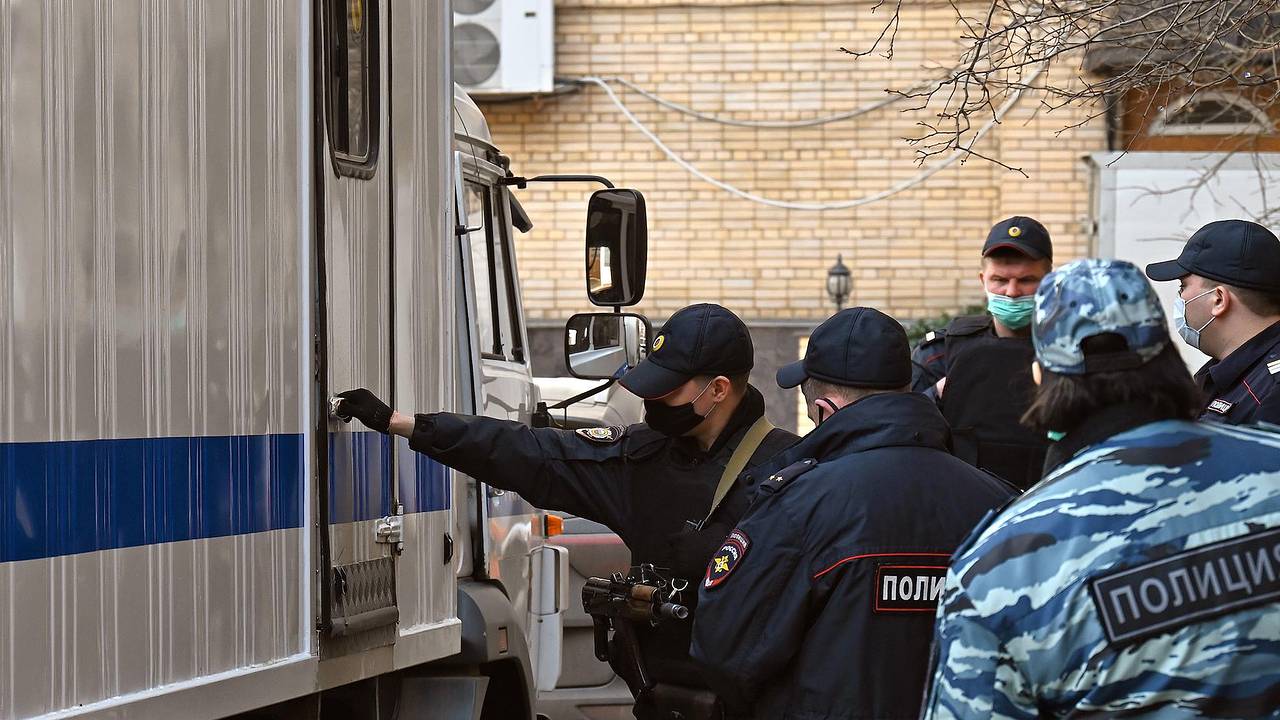 Пойманному после 12 лет розыска бывшему чиновнику Минсельхоза удвоили объем обвинения