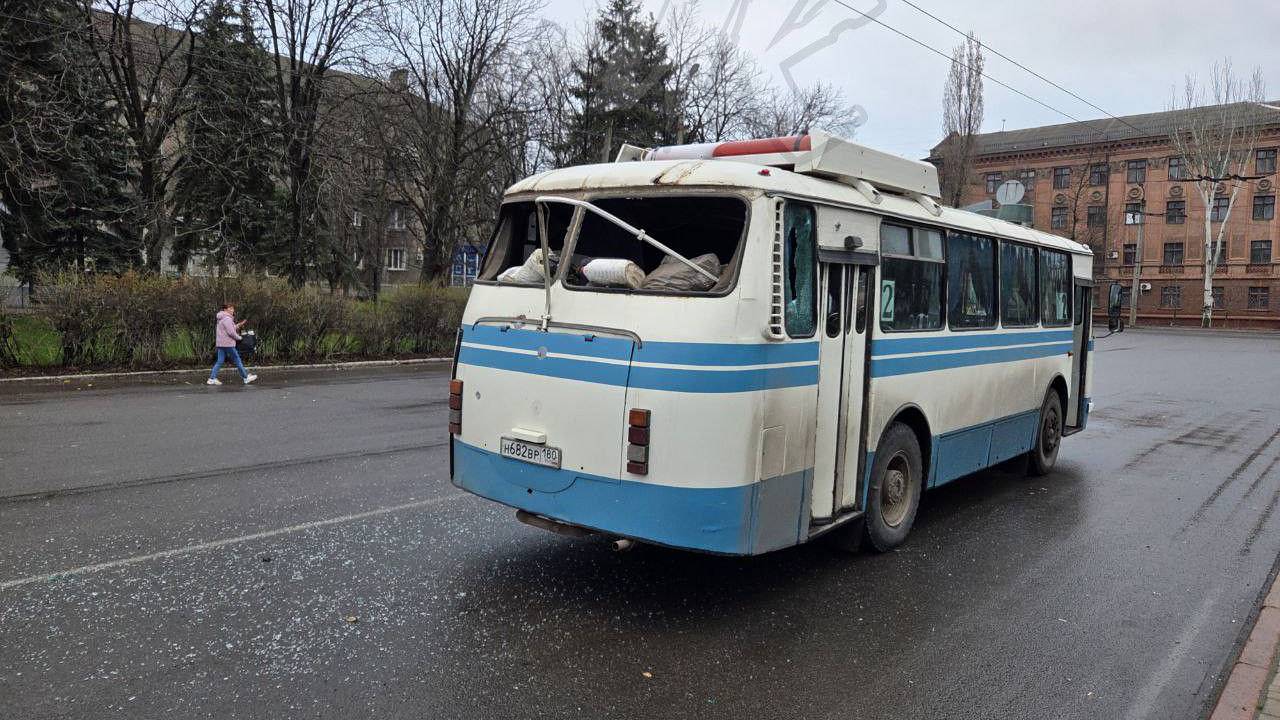 Следственный комитет начал расследование удара ВСУ по пассажирскому автобусу в Горловке