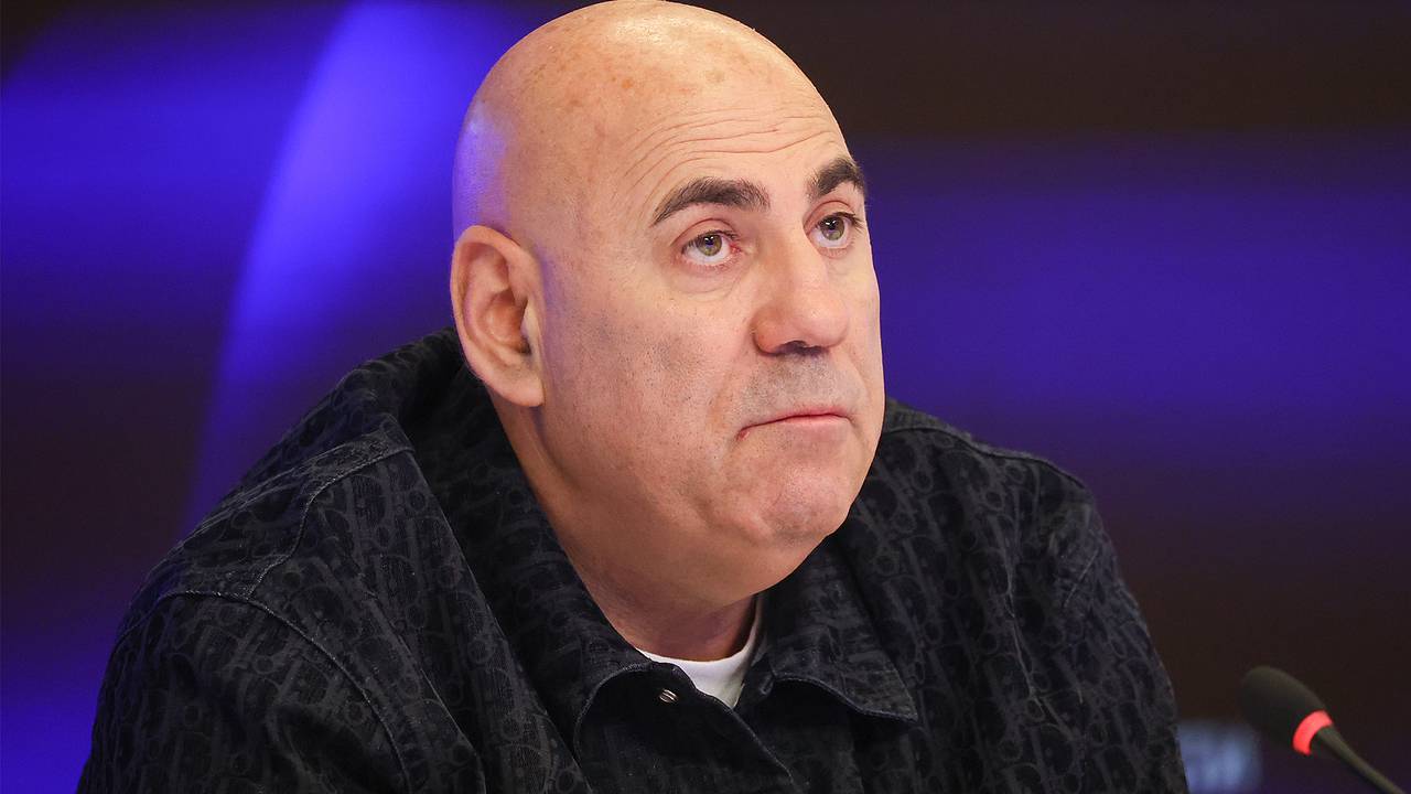 Пригожин назвал Валю Карнавал неучем и глупым существом