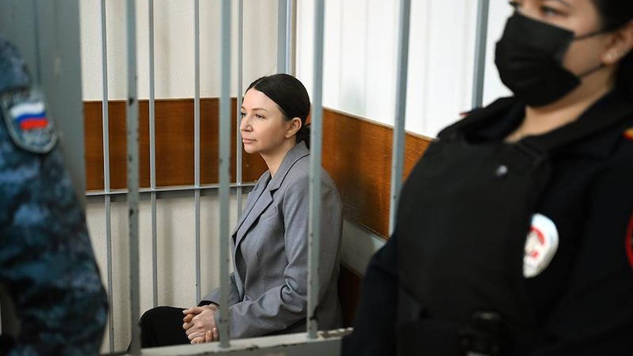 Стало известно о возможной отправке Блиновской в зону СВО