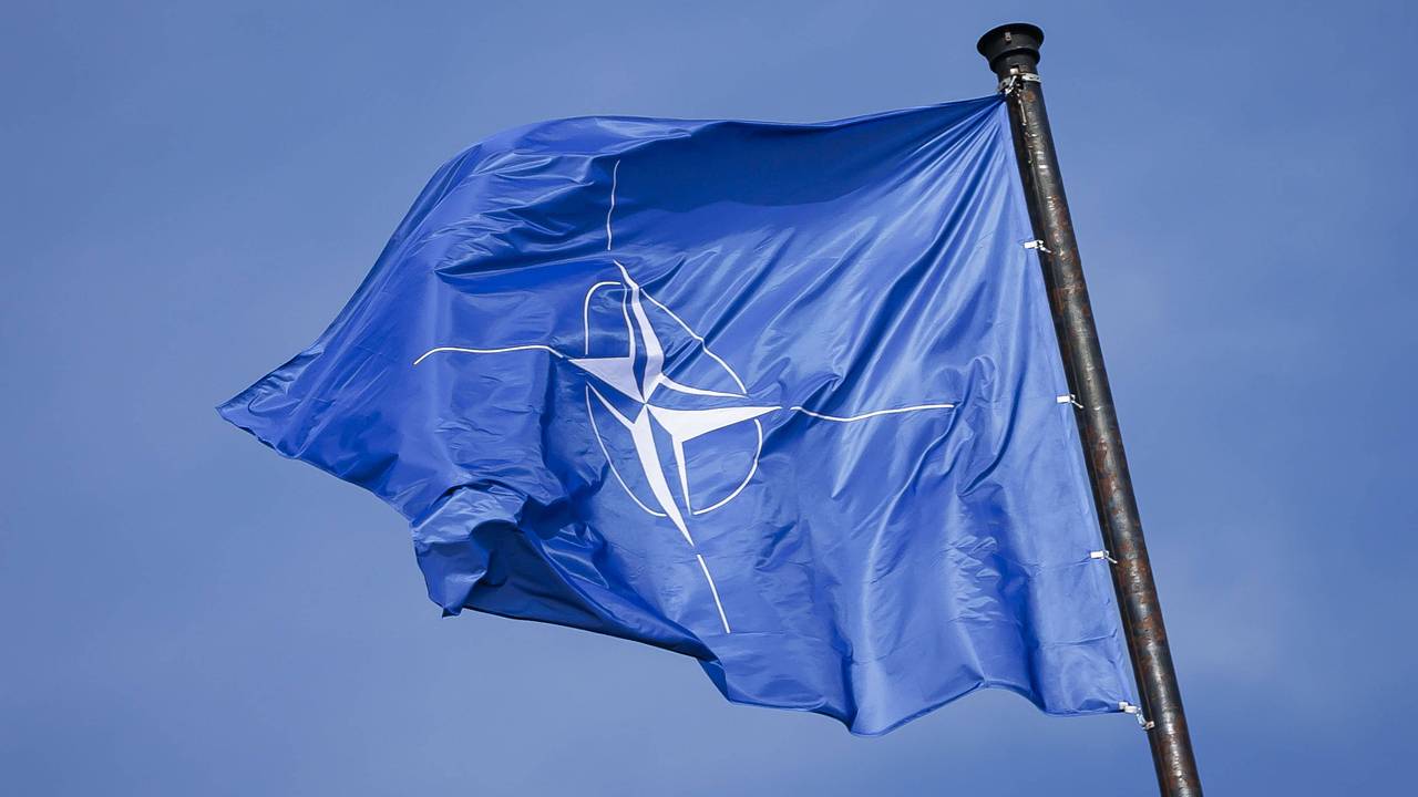 Военный эксперт допустил вмешательство стран НАТО в конфликт на Украине