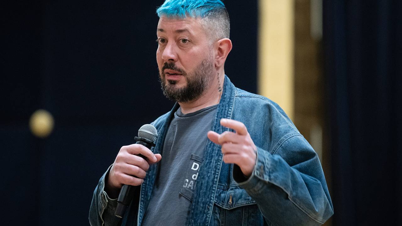 Артемий Лебедев заявил о целительной силе мата