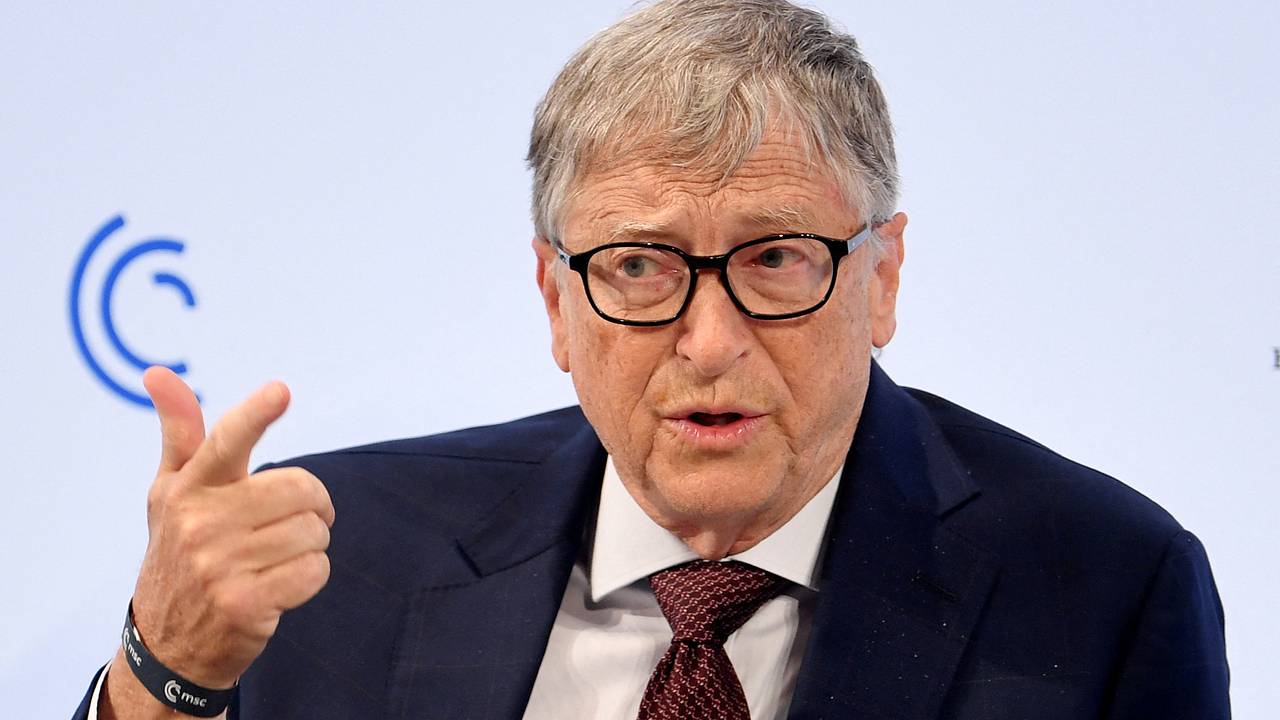 Билл Гейтс показал первый написанный для Microsoft код