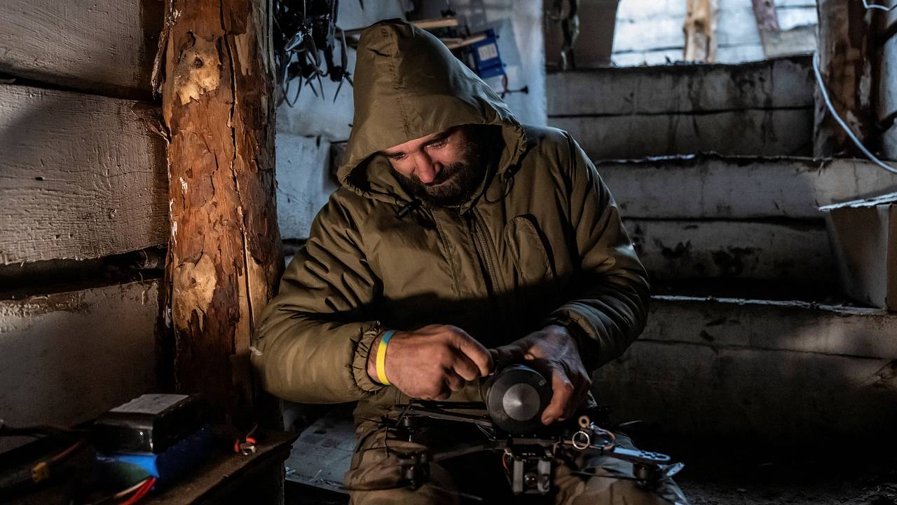 ВСУ сбросили взрывное устройство на автомобиль в российском регионе