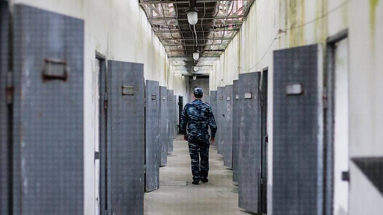 Арестованному за теракт российскому подростку проломили висок в СИЗО