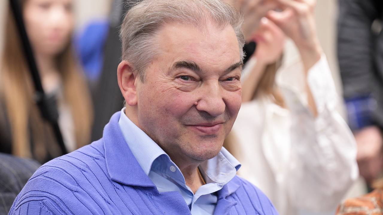 Третьяк прокомментировал повторение Овечкиным рекорда Гретцки