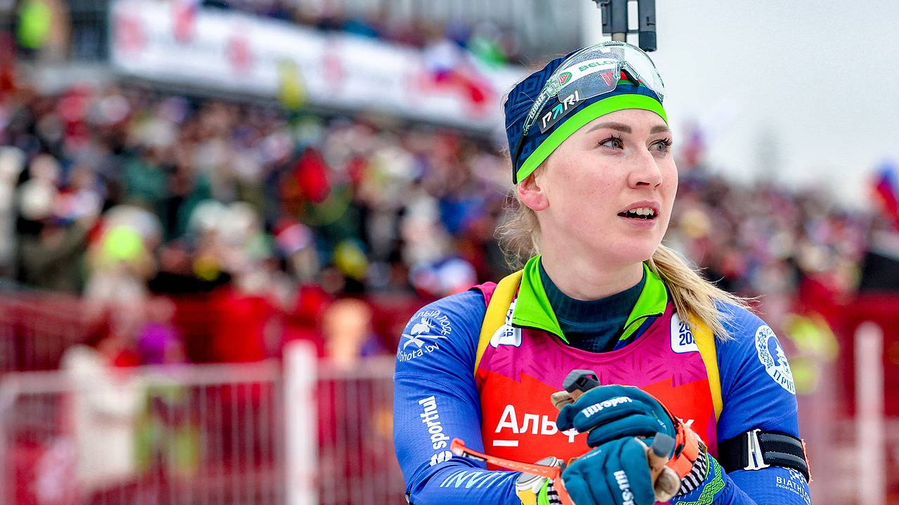 Белорусская биатлонистка возмутилась отсутствием призовых и получила ответ