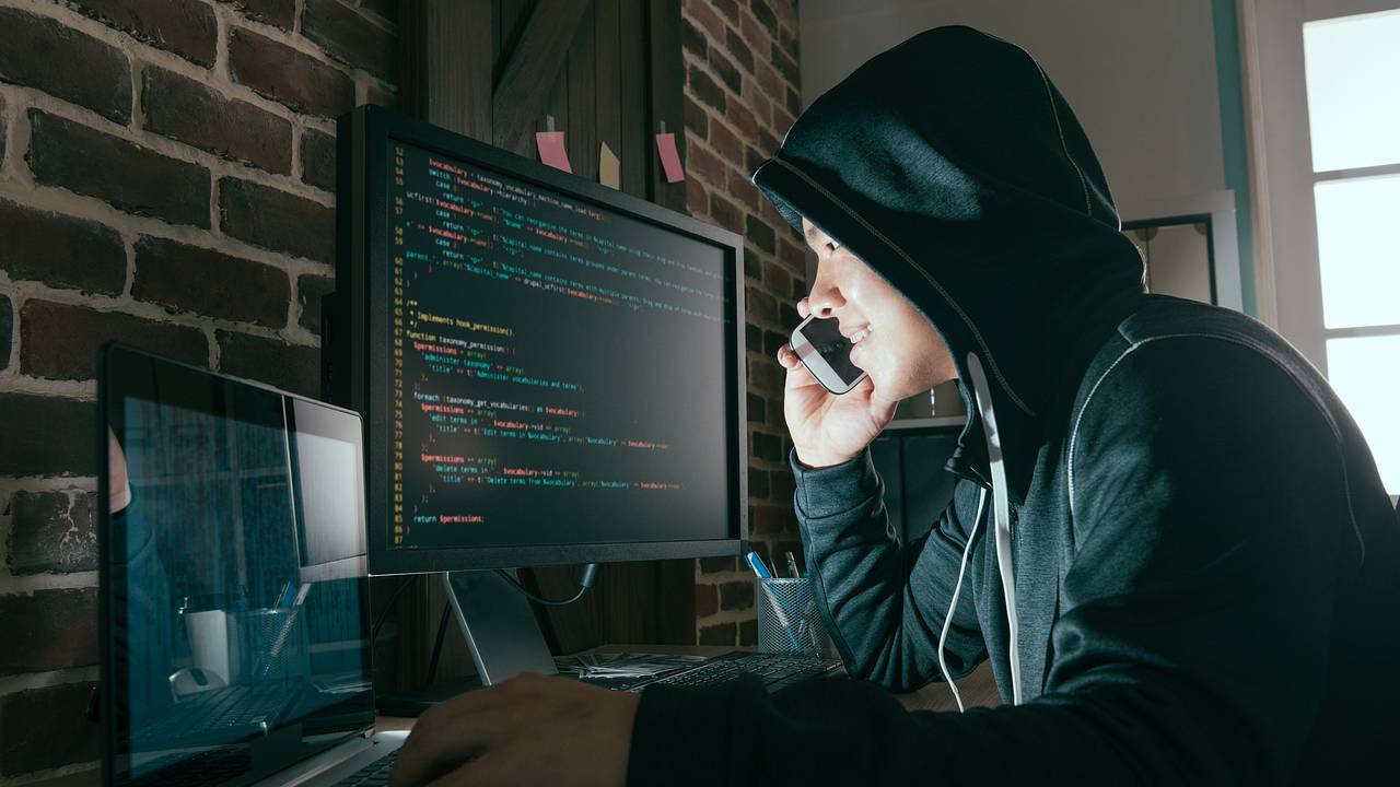 В прокуратуре рассказали о новой схеме телефонных мошенников