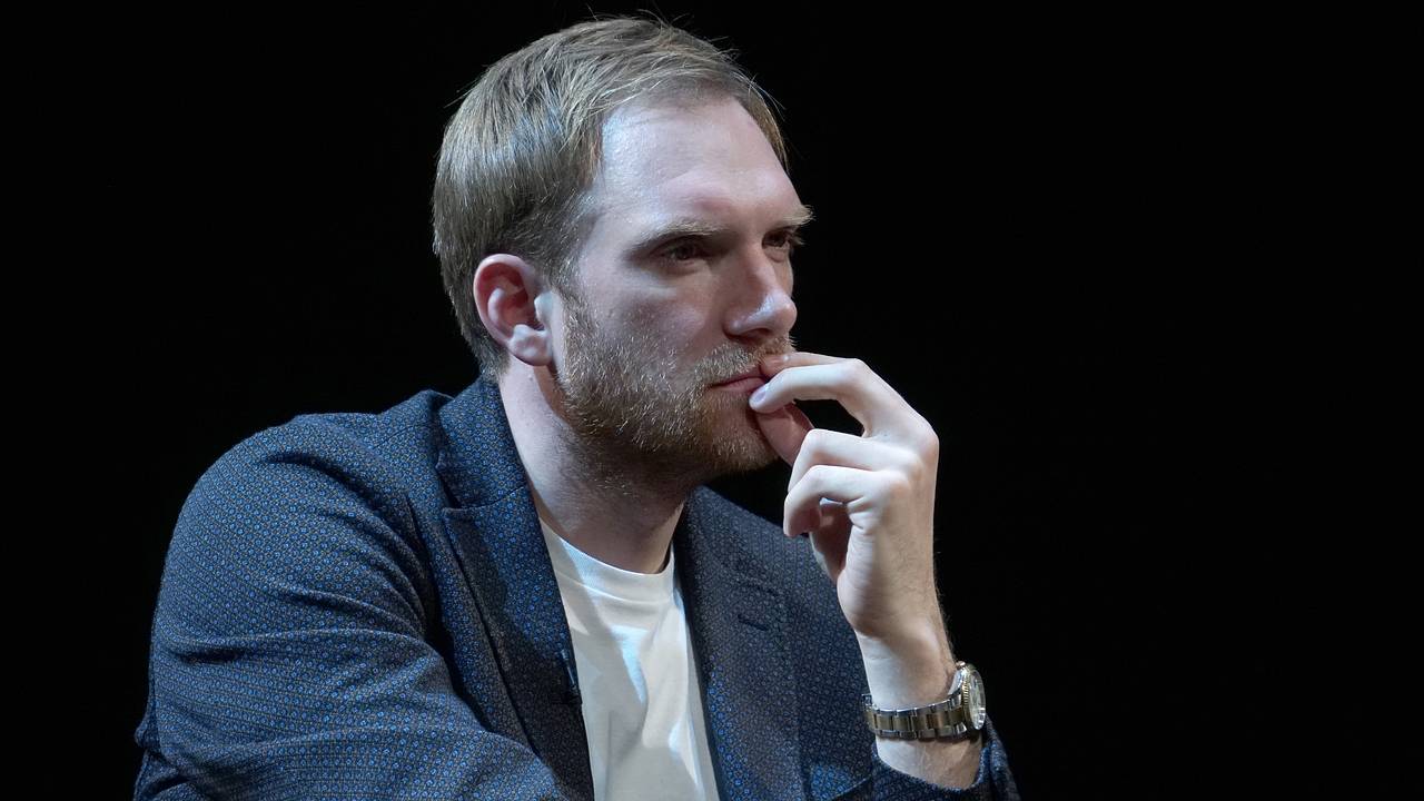 Зрителей возмутило участие в ремейке «Москва слезам не верит» сбежавшего в США актера