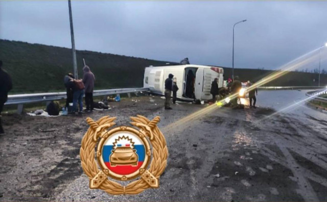 В ДТП с автобусом в Ростовской области пострадали четыре человека
