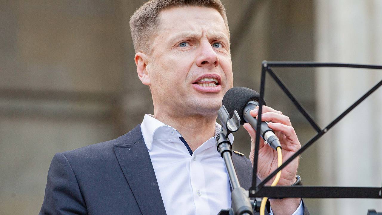 Признанный террористом депутат Рады сказал по-русски про Овечкина и нарушил протокол ПАСЕ