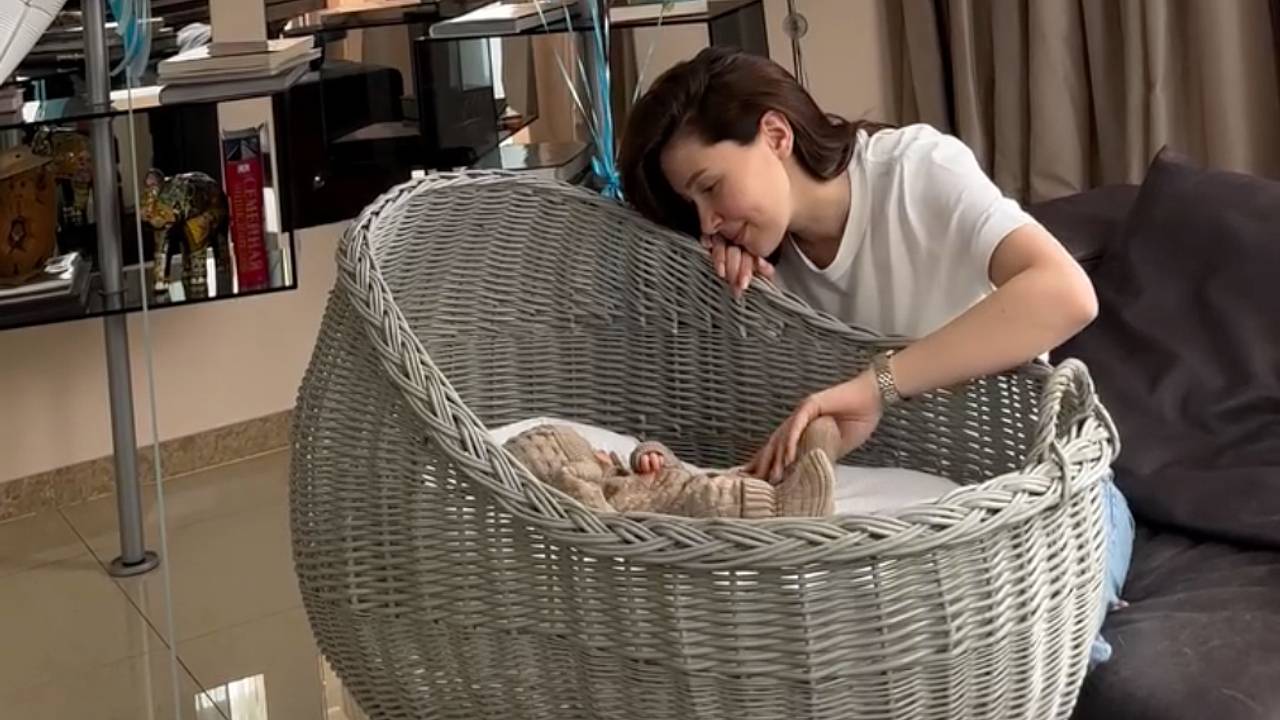 Дочь Анастасии Заворотнюк родила первенца