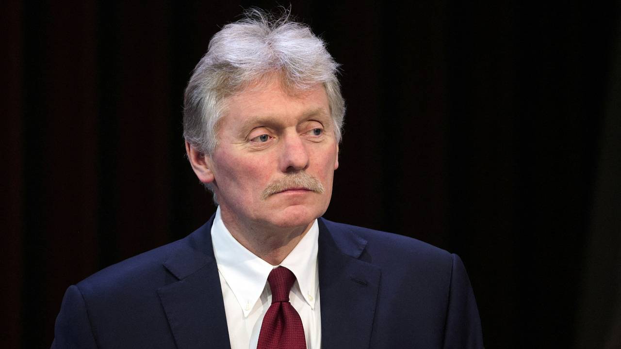 В Кремле отреагировали на задержание сотрудницы МИД России в Париже