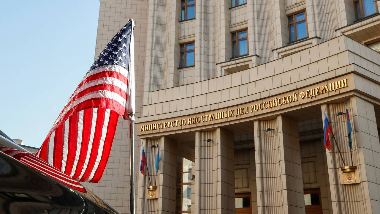 Названы цели нового раунда переговоров делегаций России и США