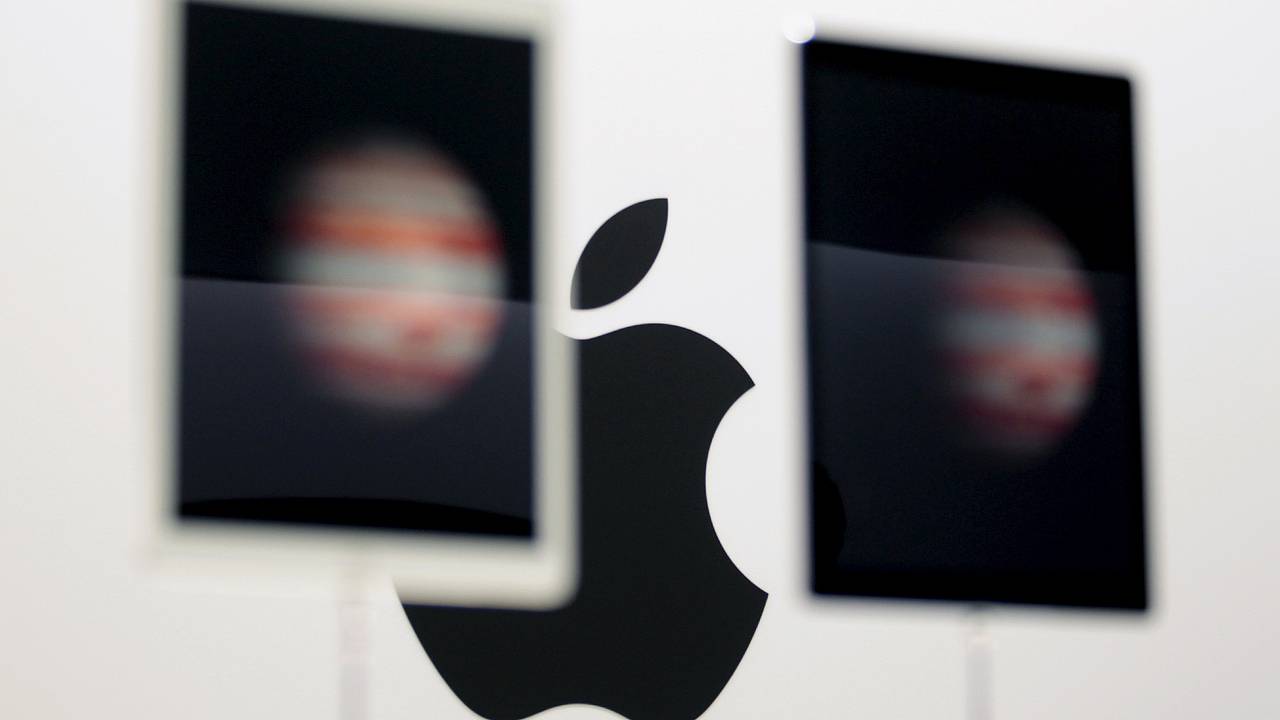 Apple утратила статус самой дорогой компании мира
