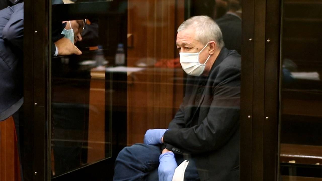 Адвокат Ефремова высказался о сроках возвращения актера на матчи «Спартака»