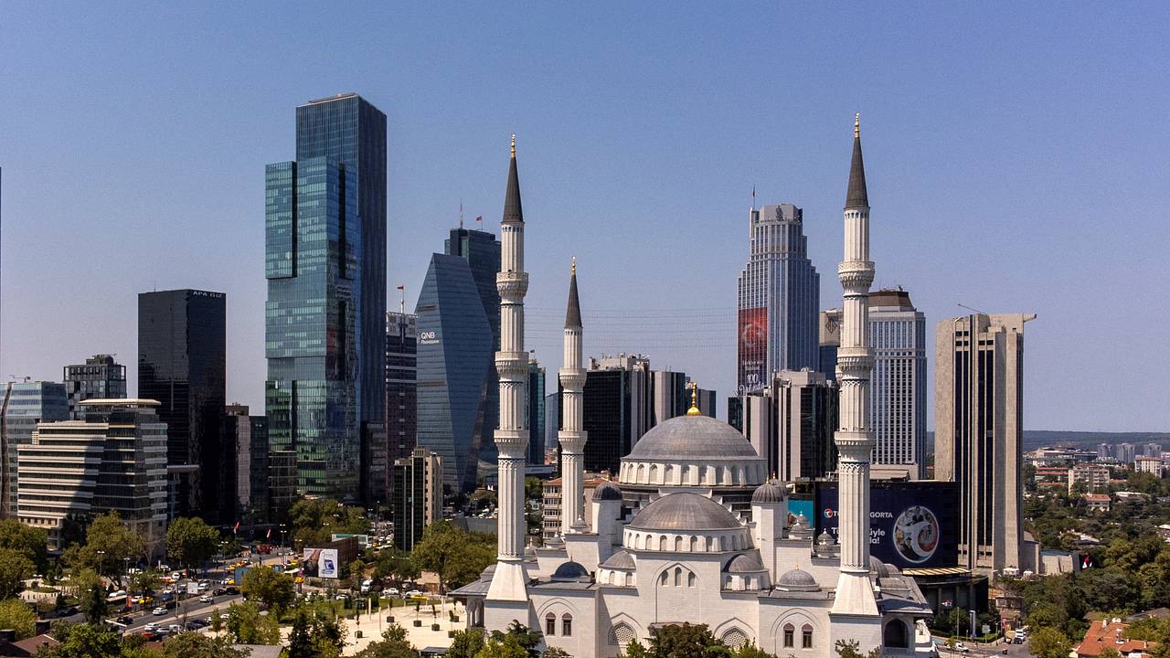 Российская делегация прибыла в Стамбул на переговоры с США