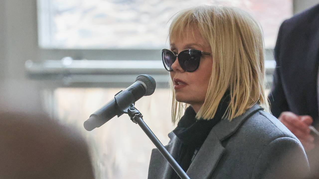 Украинский Минкульт обратился в СБУ из-за клипа российской певицы