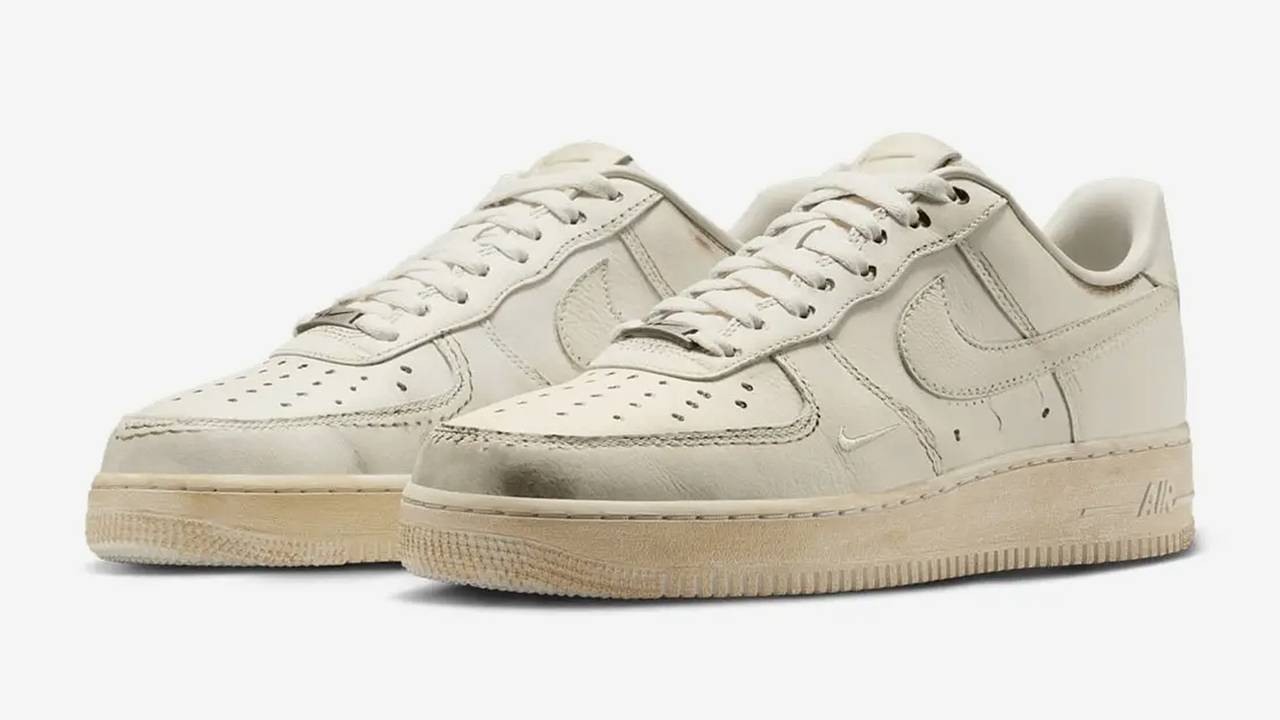 Nike начал продавать грязные кеды за 10 тысяч рублей