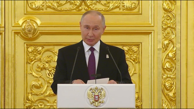 Путин поднял тост на встрече с главами иностранных делегаций. Видео