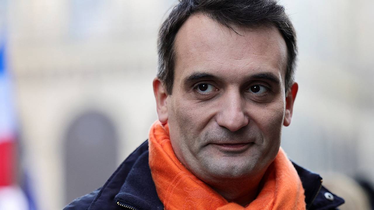 Трех лидеров стран Европы назвали клоунами