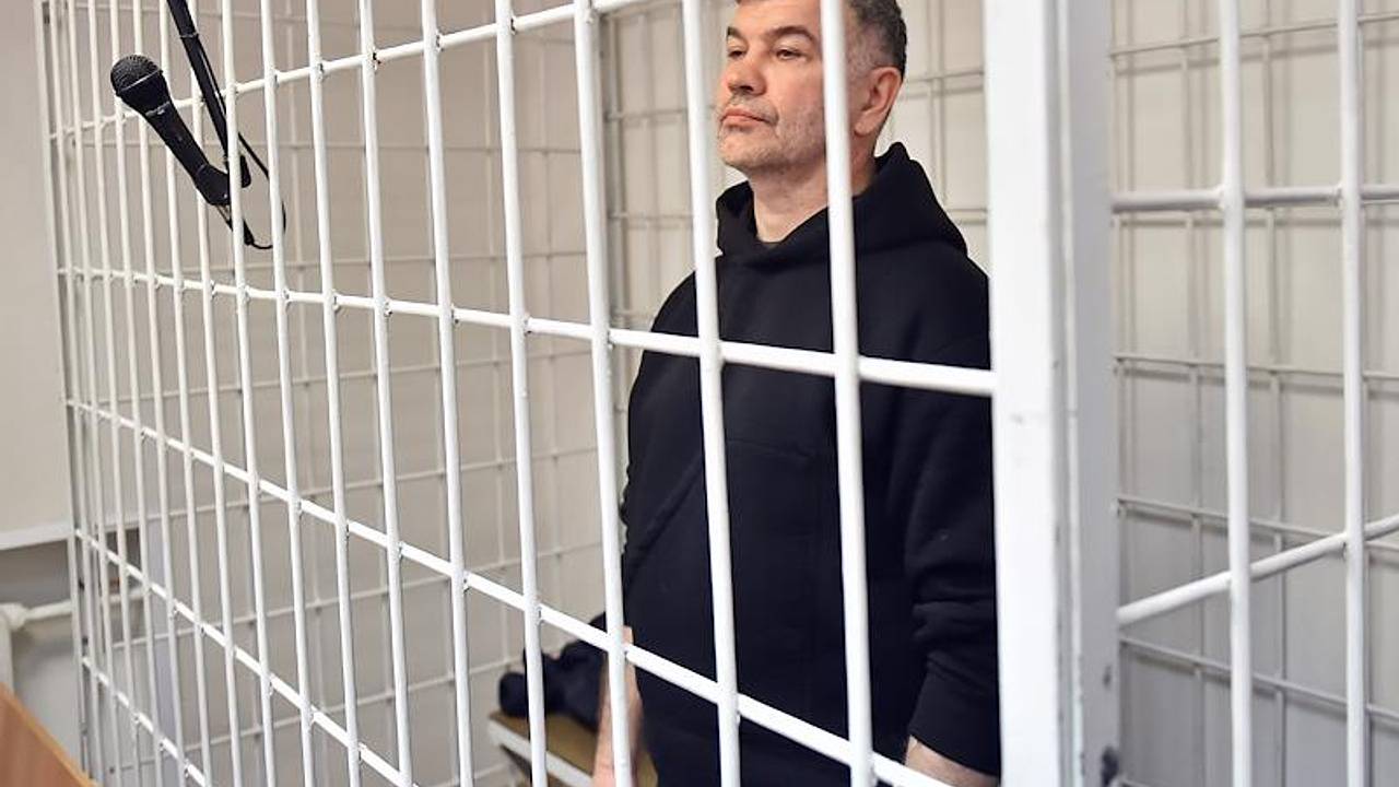 Министра промышленности Новосибирской области отстранили от должности после задержания