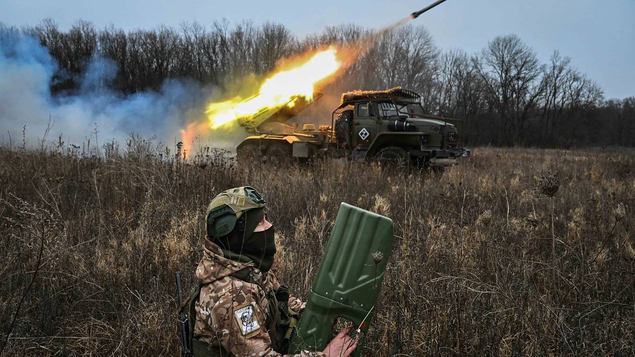 Герасимов отметил успехи группировки «Запад» при выполнении задач в ходе СВО