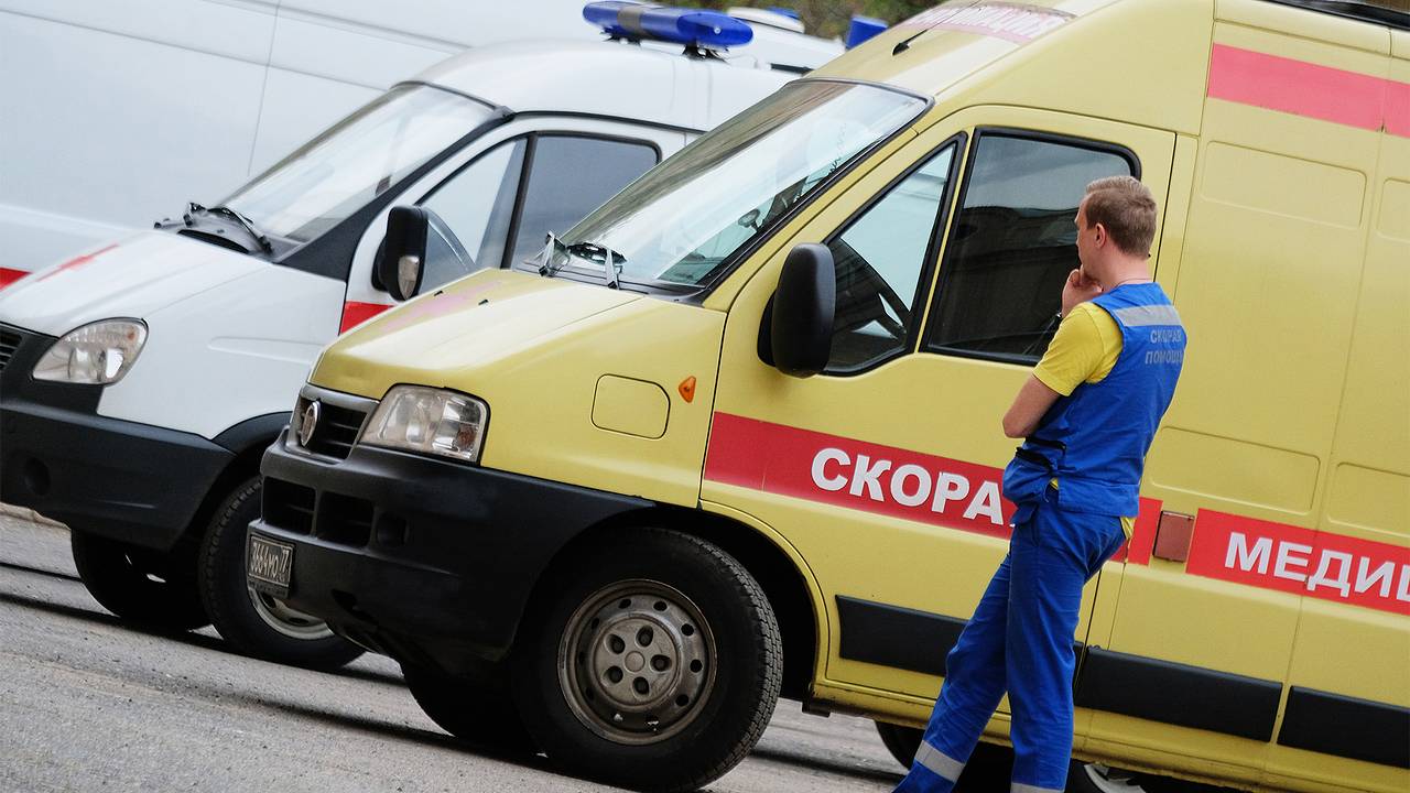 Китайцу проломило череп на заводе в Петербурге