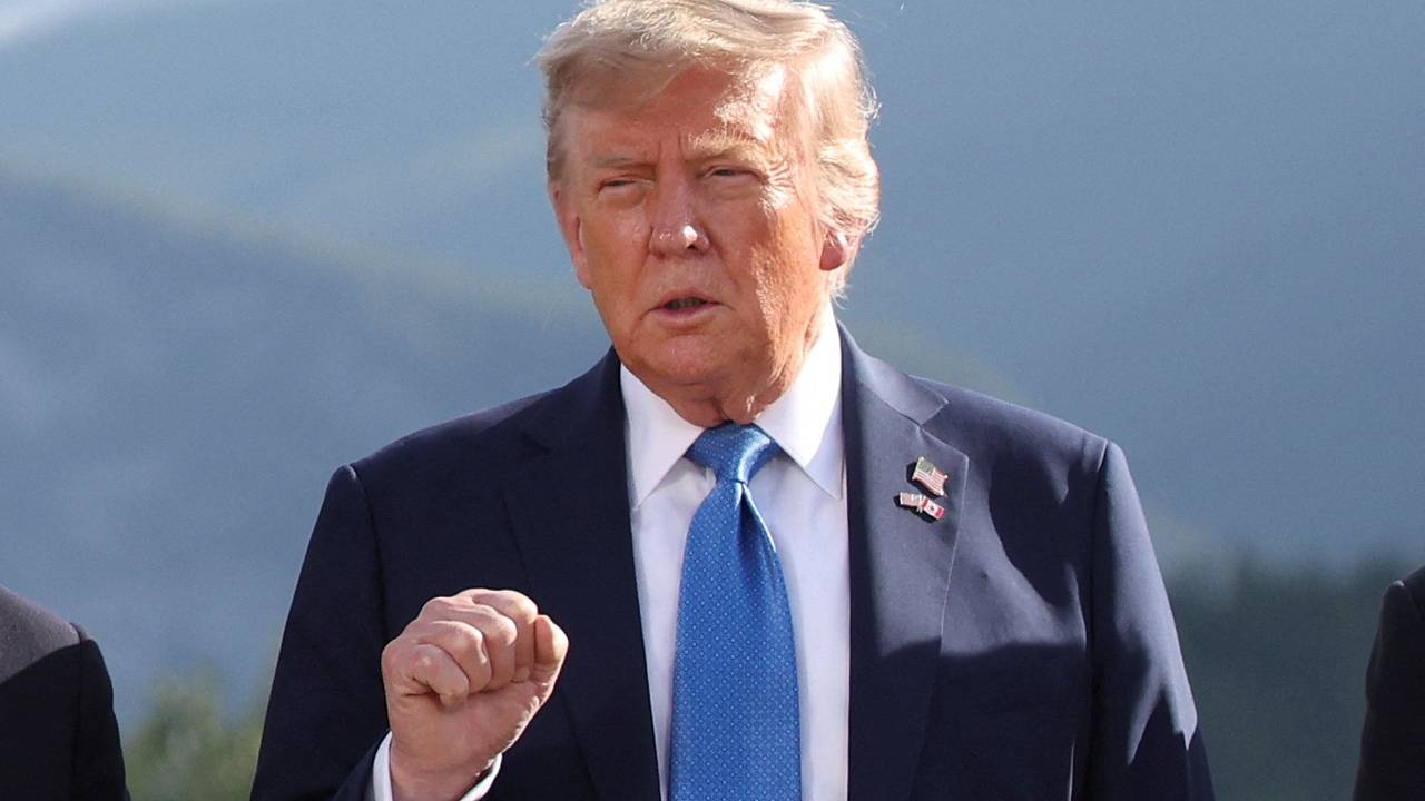 «Поздравляю всех!». Трамп заявил, что Иран и Израиль договорились о перемирии