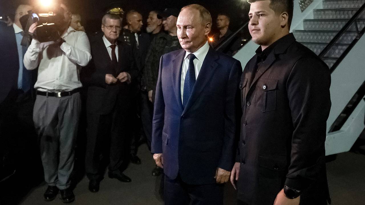 Адам Кадыров после роскошной свадьбы опубликовал фото с Путиным и обратился к президенту. Что он написал?