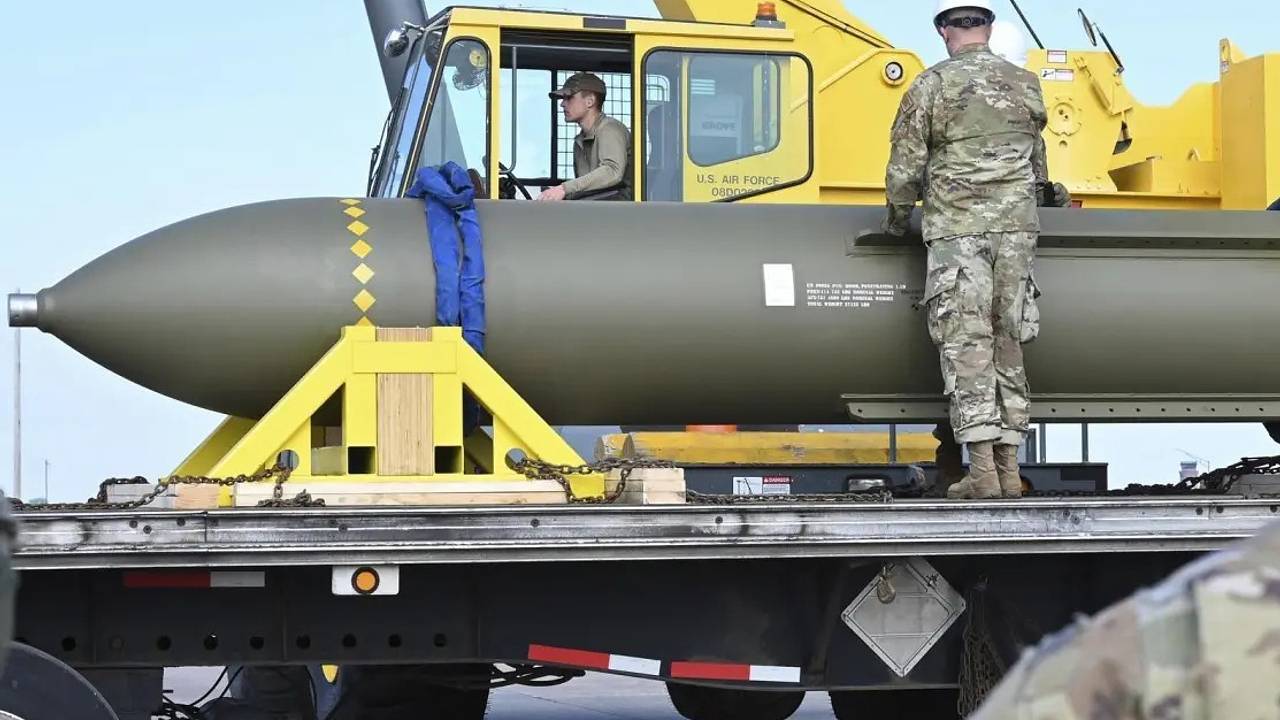 ВВС США решили улучшить бомбившие Иран GBU-57
