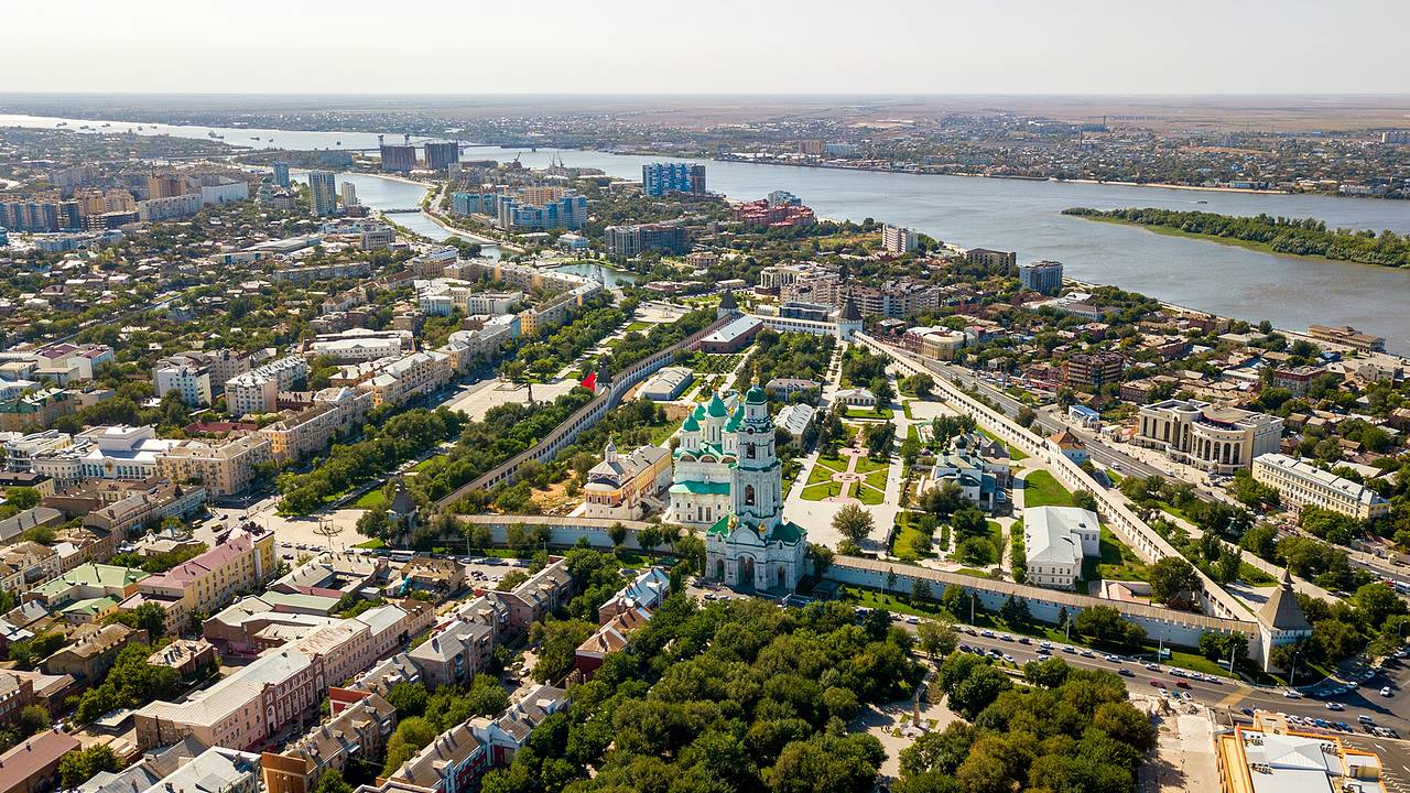Россиянам назвали самые выгодные города для заработка на жилье