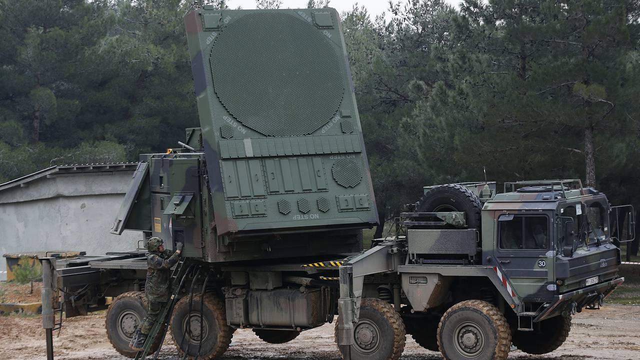 Россияне закупились микронаушниками на миллионы рублей в период ЕГЭ