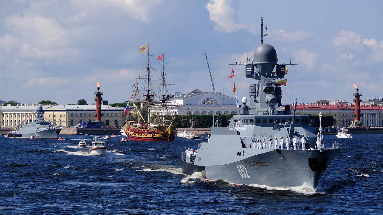 Открытки на День ВМФ: скачать 50+ картинок и поздравлений