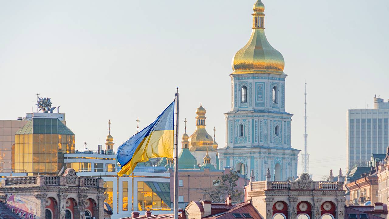 Украина ввела санкции против компаний и граждан четырех государств