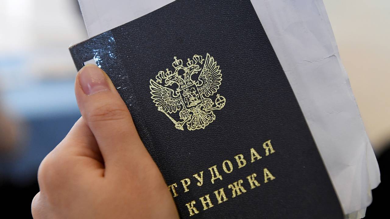 В России резко выросло число нелегальных работников