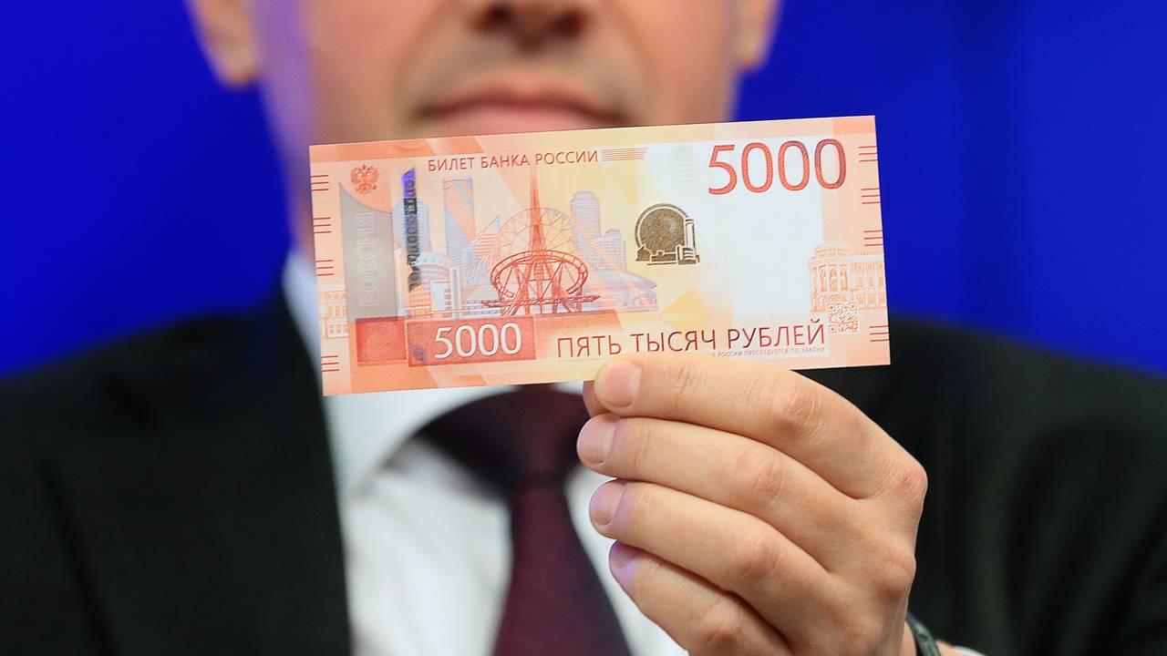 В Севастополе выплатят 5000 рублей каждому жителю до 18 лет