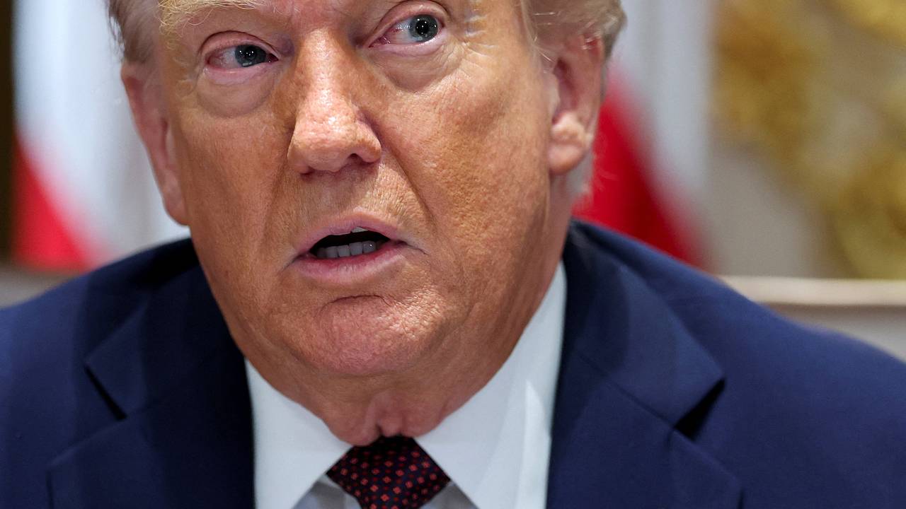Трампа обвинили в поспешных инициативах по Украине