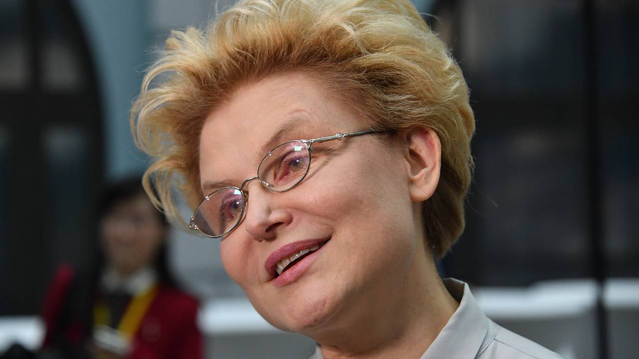 Малышева рассказала об удивившем ее звонке от матери 52-летнего «ребенка»