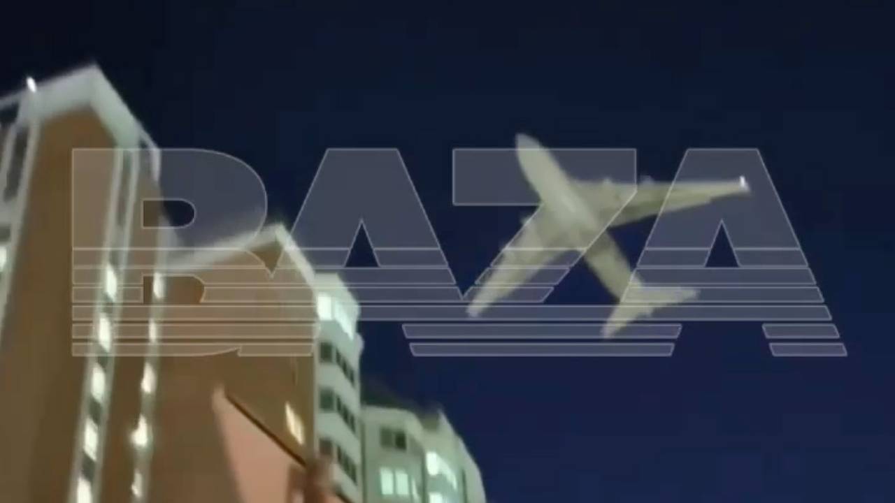 Заслуженный пилот назвал причину низкого пролета грузового самолета в Новой Москве