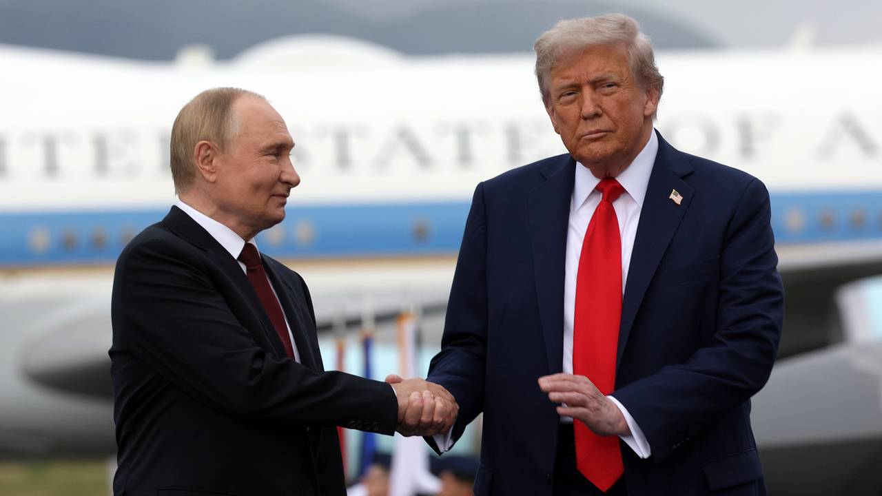 В России высказались о возможности тройной встречи Путина, Трампа и Зеленского