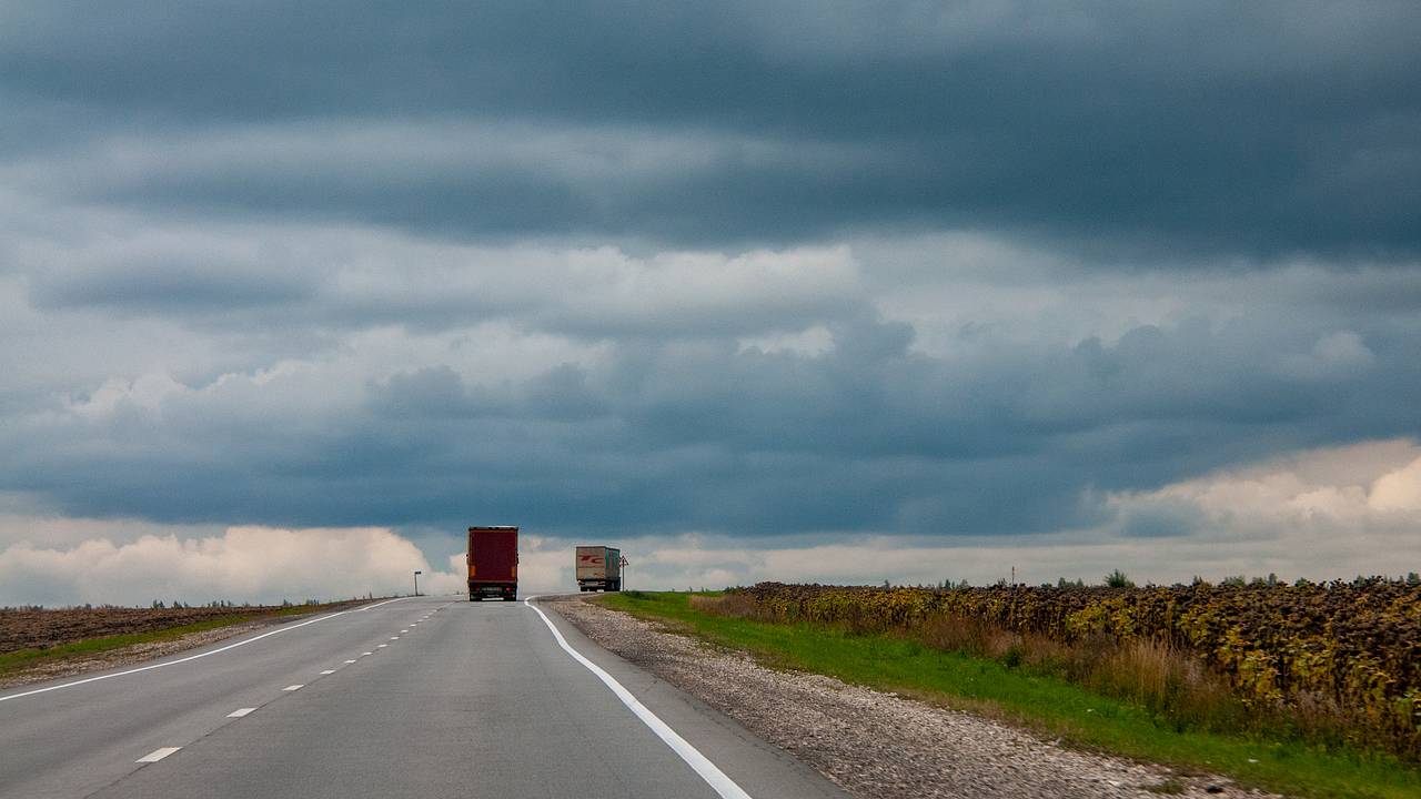 Вильнюс обвинил Минск в отказе пропустить в Литву ее фуры