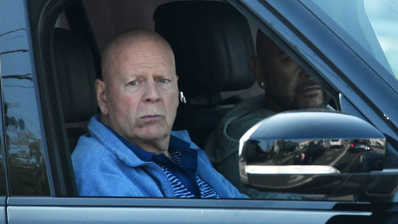 Опубликованы новые фото тяжелобольного Брюса Уиллиса