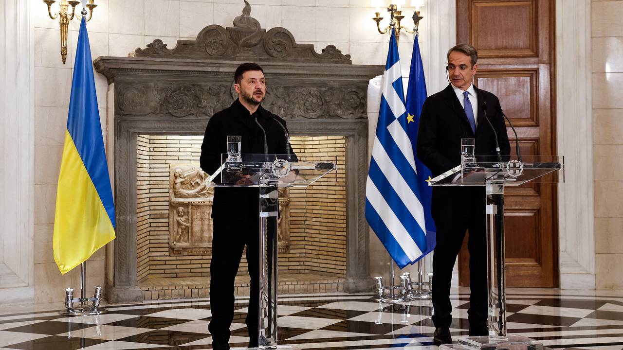 Европу предупредили о последствиях сделки Греции и Украины