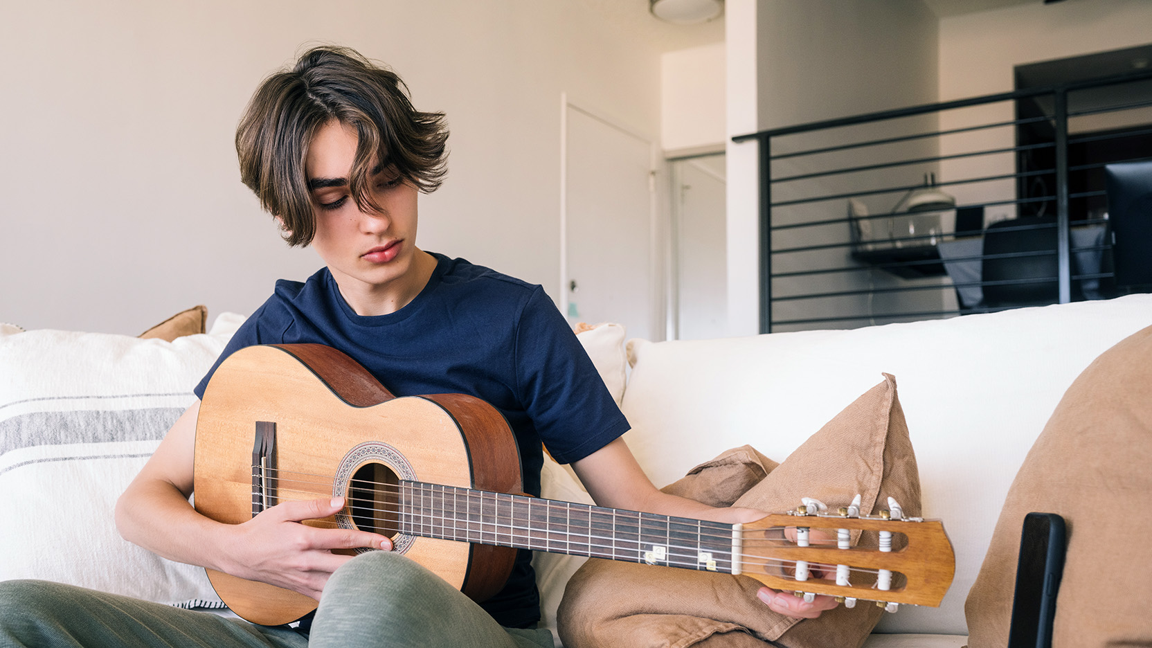 Хоббиномика: игра на гитаре и укулеле как способ выдохнуть, состояться и заработать