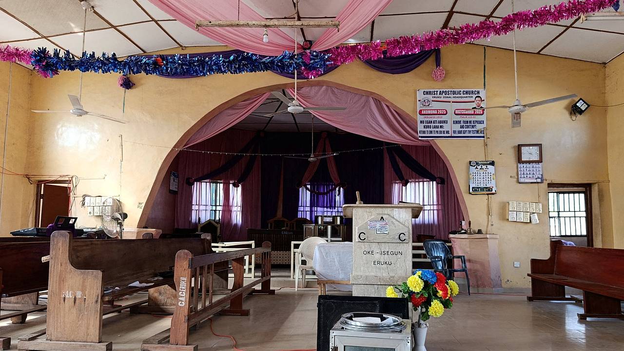 Более 200 учеников похитили из католической школы Нигерии