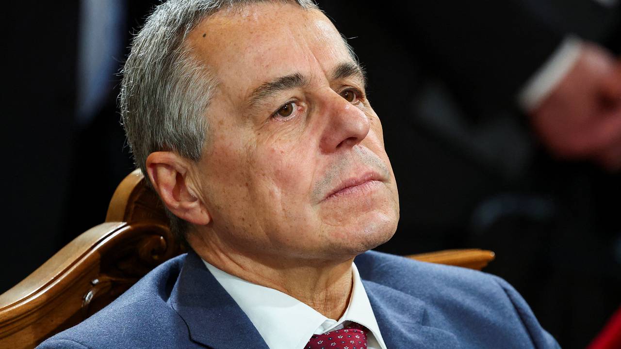 Глава МИД Швейцарии приедет в Россию