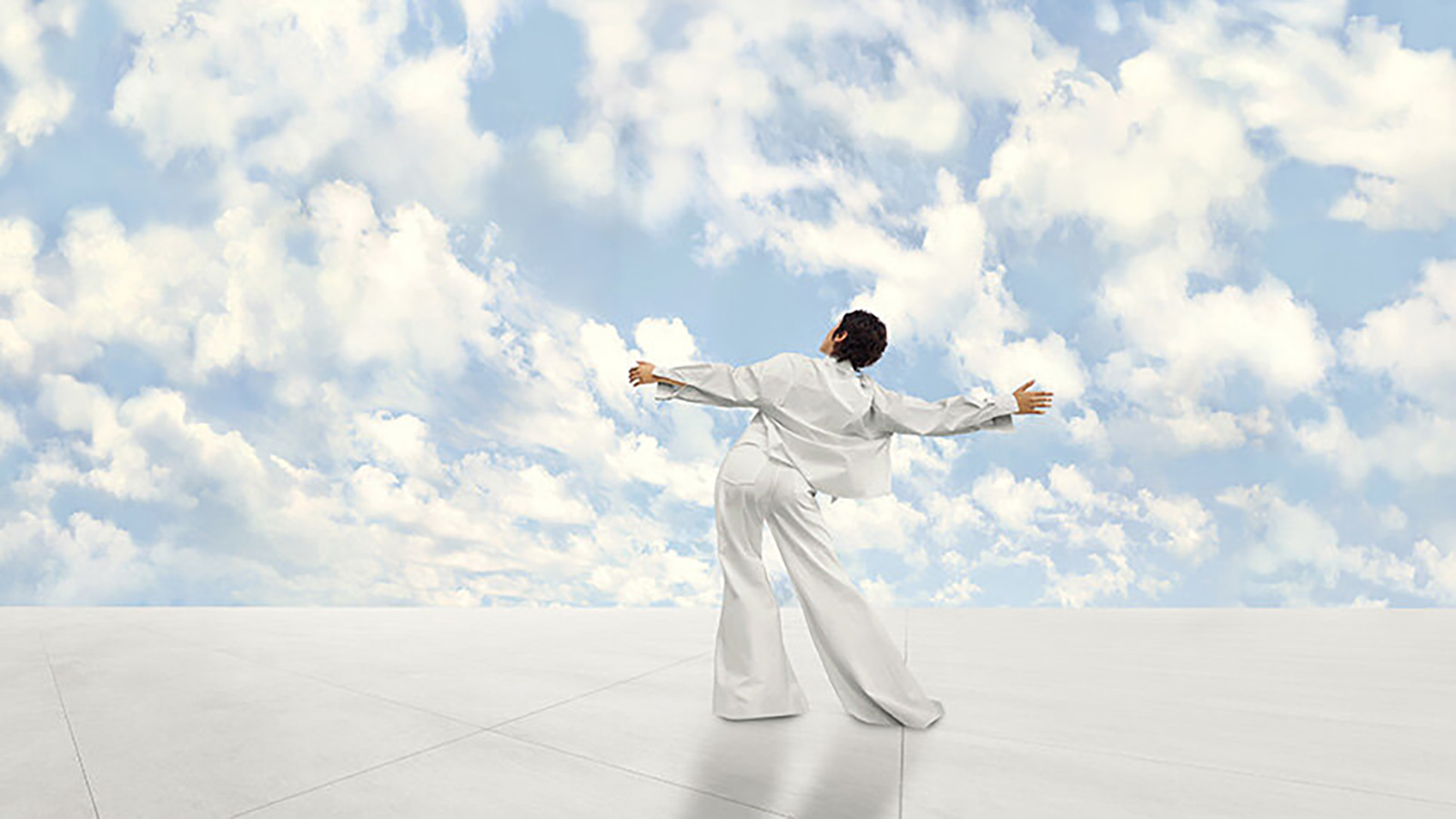 Pantone назвал белый оттенок Cloud Dancer цветом года