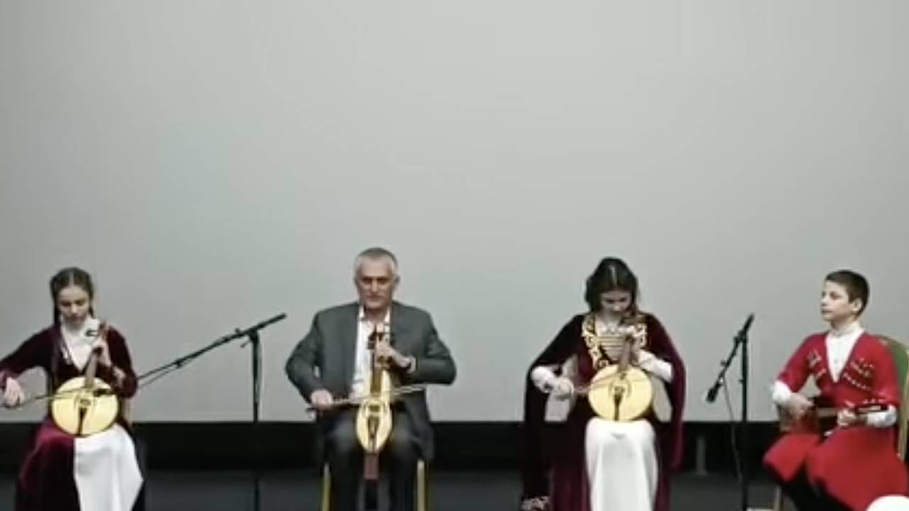 Россиянам покажут чондарг